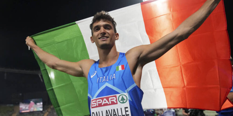 Mondiali di atletica, Andrea Dallavalle vince un argento straordinario nel salto triplo