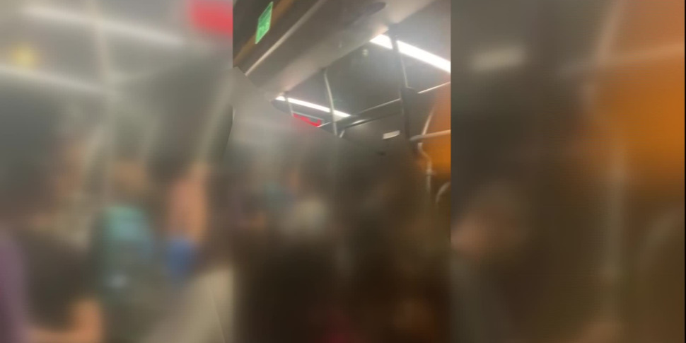 Messina, la linea 39 in autostrada con utenti in piedi. Mondello: "Tutto legittimo. Ma qualcosa cambieremo"