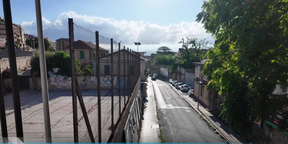 Messina, villetta "Triangolo Santa Marta": un campetto dimenticato in centro città