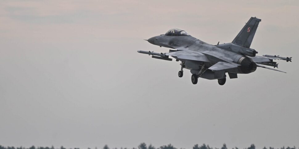 Nuovo allarme droni russi in Polonia, in volo i jet Nato. Tusk: "Minaccia scongiurata, ma restiamo vigili" Nuovo allarme droni russi in Polonia, in volo i jet Nato. Tusk: "Minaccia scongiurata, ma restiamo vigili"