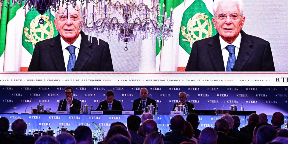 Forum di Cernobbio, Mattarella: "L