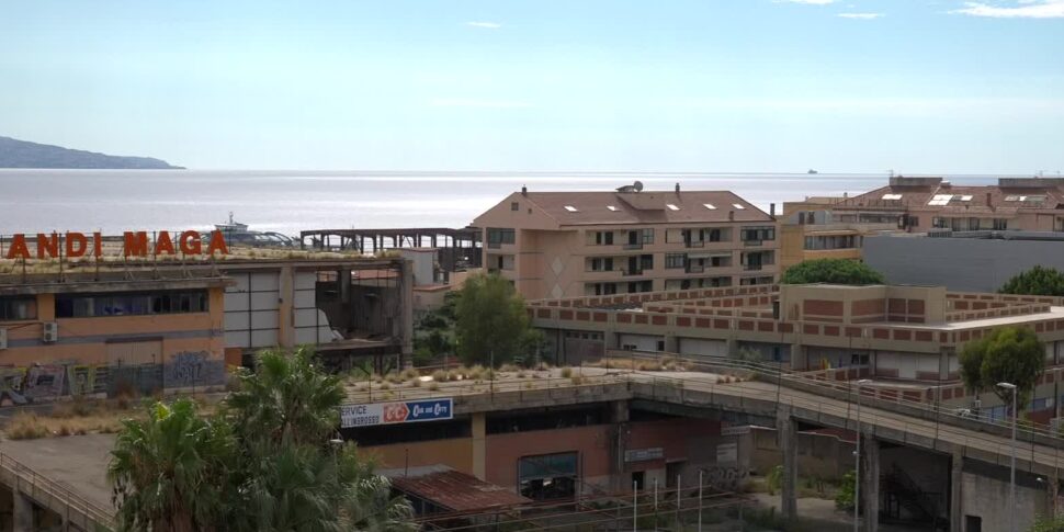 Messina, grandi magazzini di Tremestieri: forse qualcosa si muove