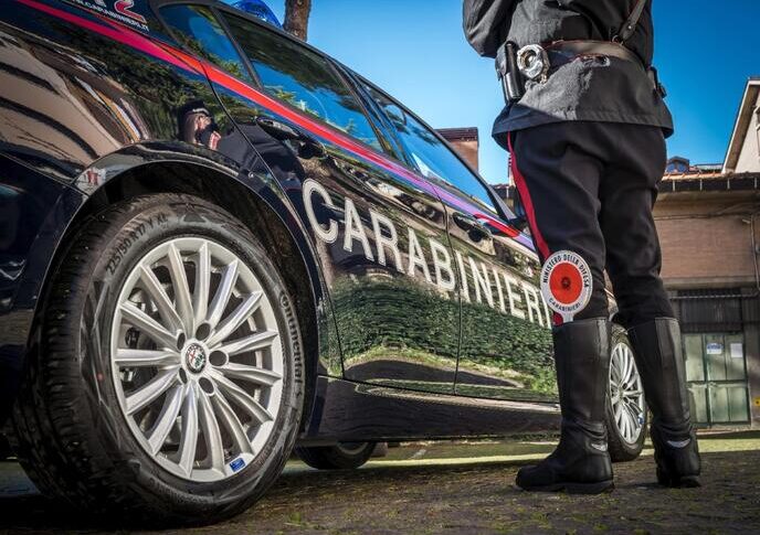 https://assets.gazzettadelsud.it/2025/10/Carabinieri-1-688x485.jpg