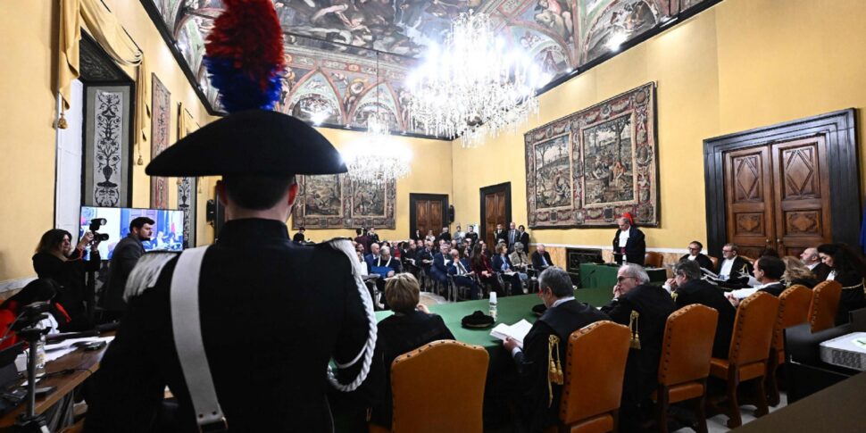https://assets.gazzettadelsud.it/2025/10/Cerimonia-di-inaugurazione-dellanno-giudiziario-2025-della-Corte-dei-Conti-a-Palazzo-Doria-Spinola-970x485.jpg