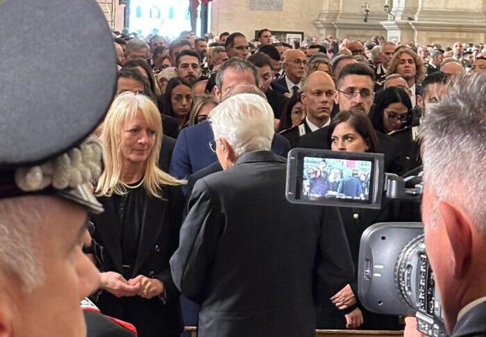 Mattarella e Meloni a Padova per i funerali di Stato dei tre carabinieri morti nell Mattarella e Meloni a Padova per i funerali di Stato dei tre carabinieri morti nell