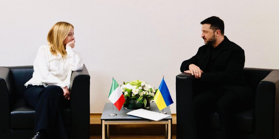 https://assets.gazzettadelsud.it/2025/10/Giorgia-meloni-e-Volodymyr-Zelensky-970x485.jpg