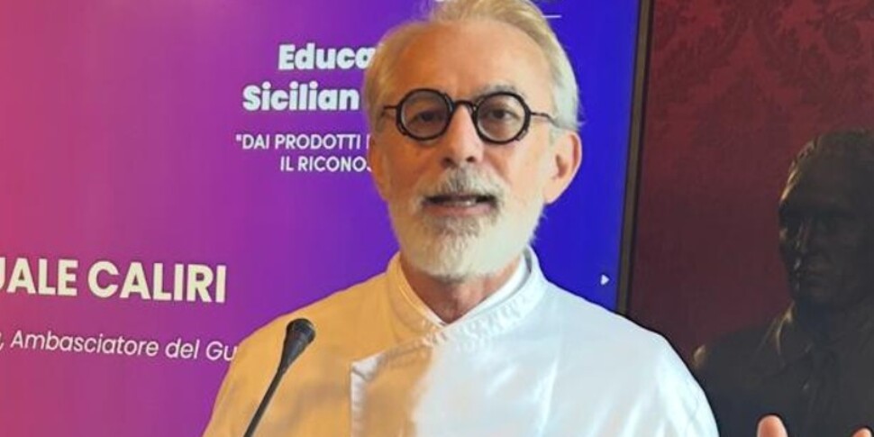 Lo chef messinese Pasquale Caliri: “Nel futuro solo cuochi robot, ma oggi la criminalità governa ancora l’agroalimentare” Lo chef messinese Pasquale Caliri: “Nel futuro solo cuochi robot, ma oggi la criminalità governa ancora l’agroalimentare”