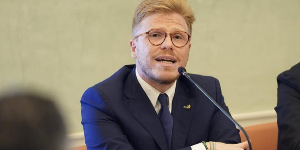 https://assets.gazzettadelsud.it/2025/10/Ismaele-La-Vardera-970x485.jpg