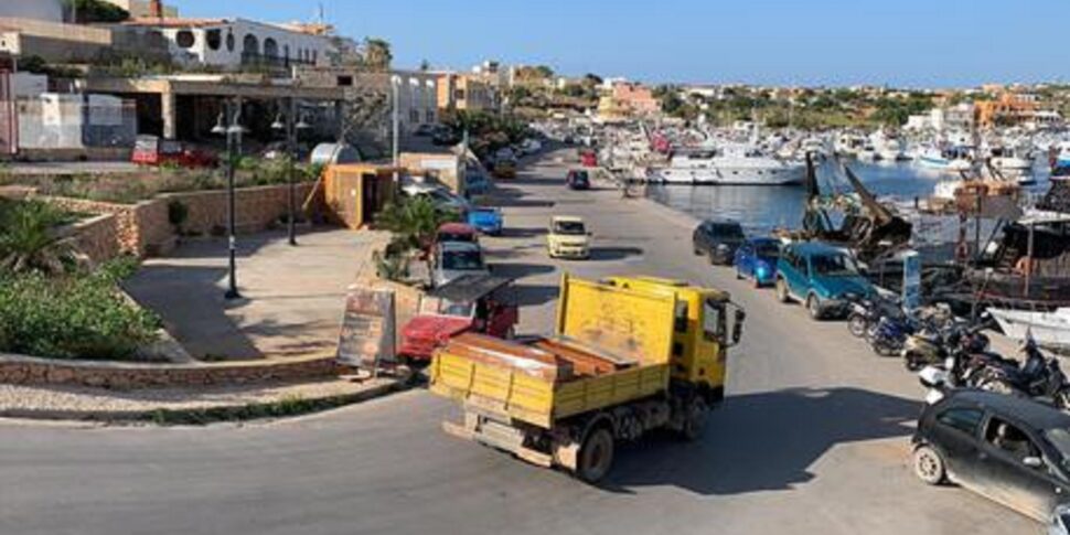 https://assets.gazzettadelsud.it/2025/10/Linosa-970x485.jpg