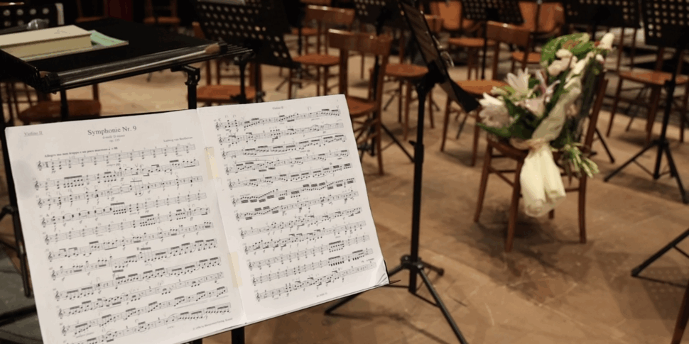 Il concerto per Genziana, commozione al teatro Vittorio Emanuele di Messina. Tanti ricordi struggenti