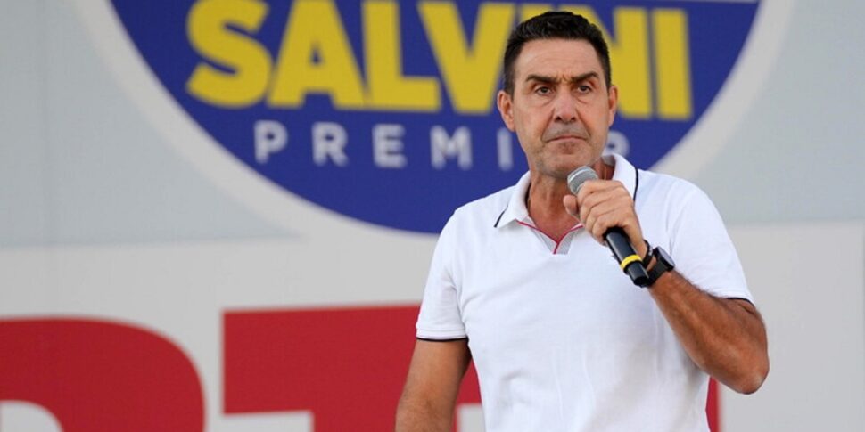 https://assets.gazzettadelsud.it/2025/10/Vannacci-970x485.jpg
