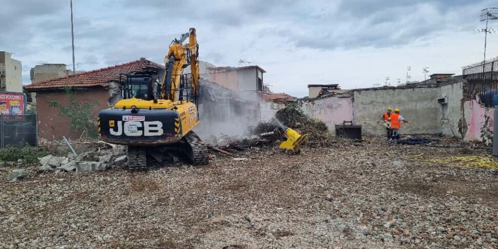 Messina, al via le demolizioni di via Taormina: subito una quindicina di baracche