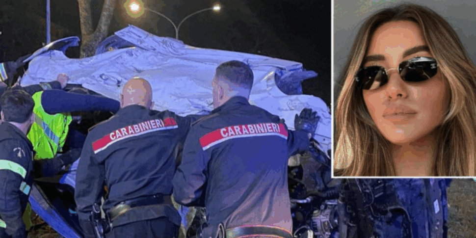 Ragazza morta dopo uno scontro, il padre del 20enne di Caccuri alla guida della Bmw: “Lo hanno tamponato” Ragazza morta dopo uno scontro, il padre del 20enne di Caccuri alla guida della Bmw: “Lo hanno tamponato”
