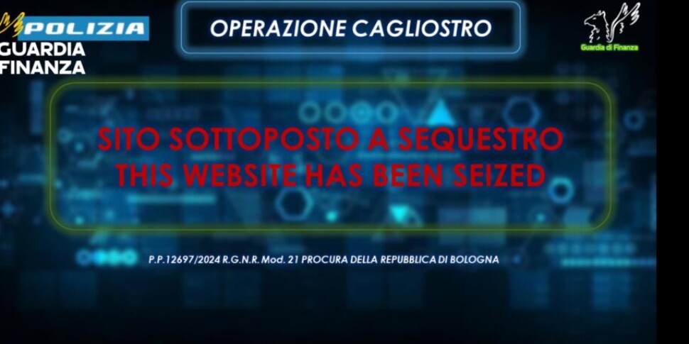 Truffa da 80 milioni sul fotovoltaico, sequestro di sito e conti. Perquisizioni anche in Sicilia Truffa da 80 milioni sul fotovoltaico, sequestro di sito e conti. Perquisizioni anche in Sicilia