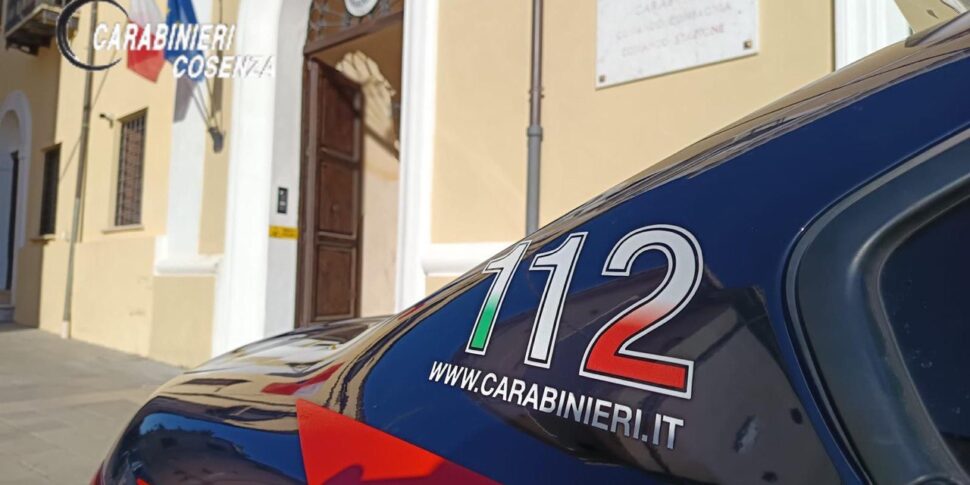 il furto della lamina in oro della cattedrale di san nicola di mira denunciato un giovane