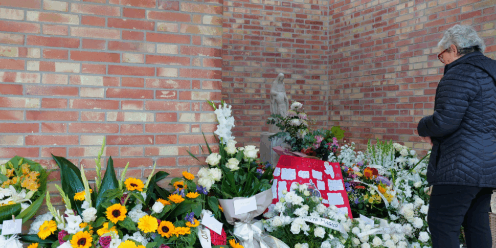 In 500 per l’addio a Evan Oscar Delogu: il dolore di una comunità intera In 500 per l’addio a Evan Oscar Delogu: il dolore di una comunità intera