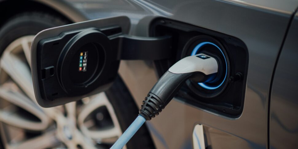 Bonus auto, si parte: quasi 600 milioni per le e car: ecco le aree ad alto pendolarismo incluse nella norma Bonus auto, si parte: quasi 600 milioni per le e car: ecco le aree ad alto pendolarismo incluse nella norma