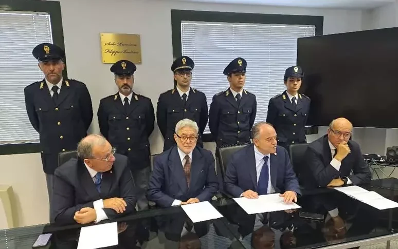 https://assets.gazzettadelsud.it/2025/10/gratteri-juve-stabia-774x485.webp
