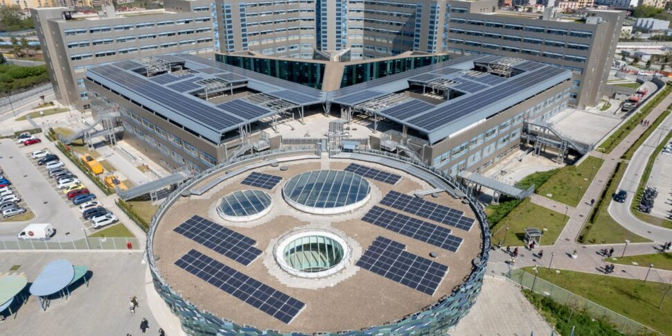 https://assets.gazzettadelsud.it/2025/10/ospedale-del-mare-970x485.jpeg