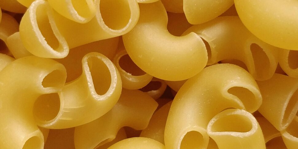 https://assets.gazzettadelsud.it/2025/10/pasta-970x485.jpg