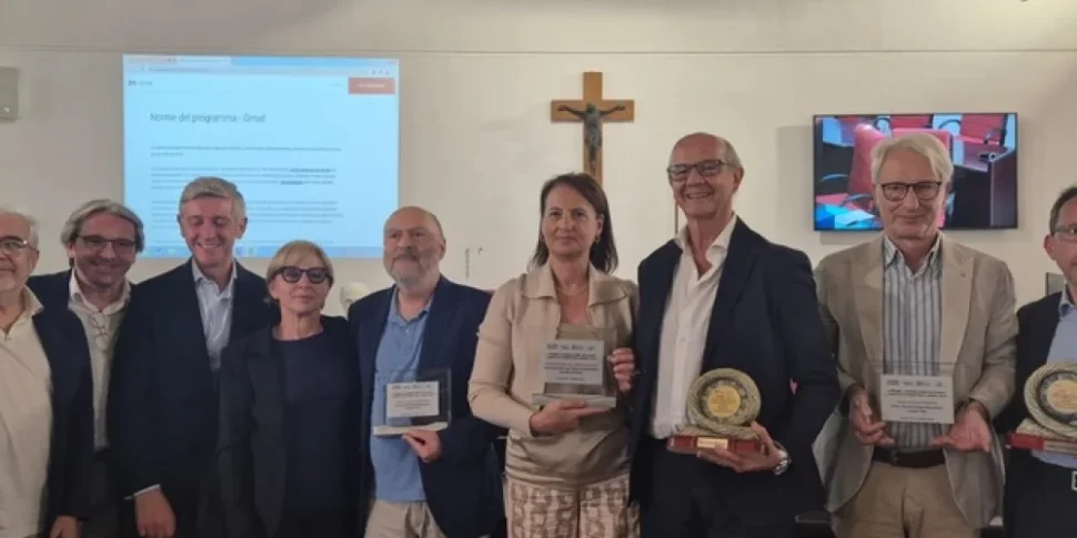 https://assets.gazzettadelsud.it/2025/10/premiogus2024-d95023c0-970x485.webp