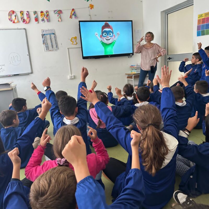 "Chiama subito il 112". A Sant'Onofrio in classe con i piccoli eroi