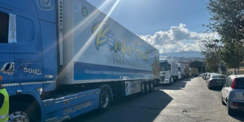 Messina, l'incidente mortale in via Celi riaccende il dibattito sul passaggio dei tir a Contesse