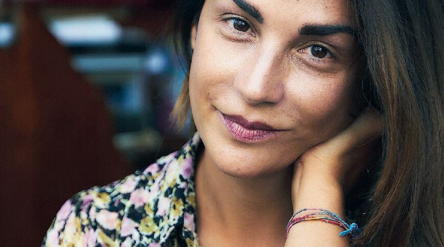 la parola non cambia i fatti ma cambia il nostro sguardo a colloquio con la scrittrice viola ardone