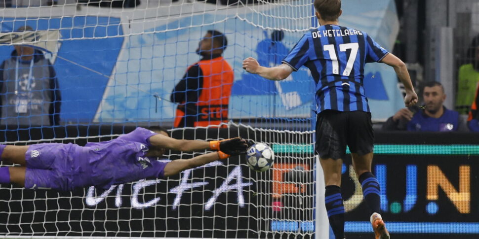 Champions, l Champions, l