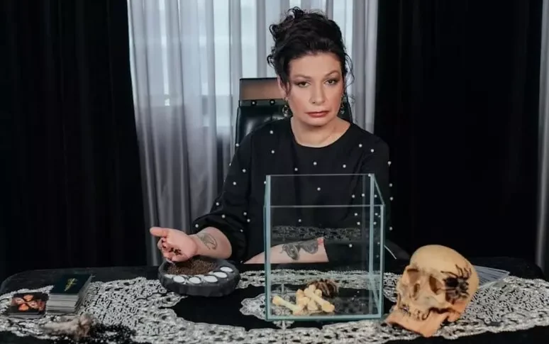 Russia, la “strega” pro Putin condannata a due anni per incitamento all’odio Russia, la “strega” pro Putin condannata a due anni per incitamento all’odio