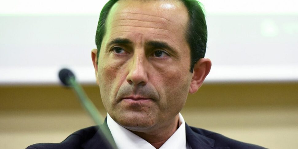 Garante per la privacy, si dimette il segretario generale Angelo Fanizza