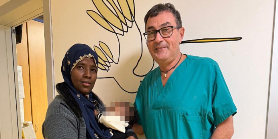 help me il grido dalla somalia che commuove torino dopo sei ore in sala operatoria il bimbo di 13 mesi 232 salvo da Feedpress.me help me il grido dalla somalia che commuove torino dopo sei ore in sala operatoria il bimbo di 13 mesi 232 salvo