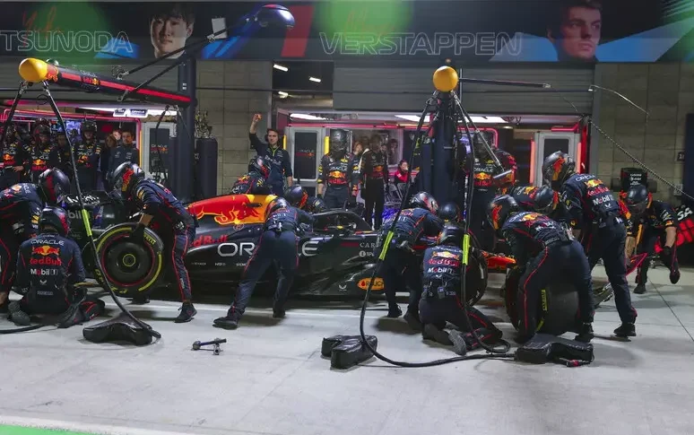 Formula Uno, a Las Vegas trionfa Verstappen. Norris (secondo) mantiene la vetta nella classifica piloti