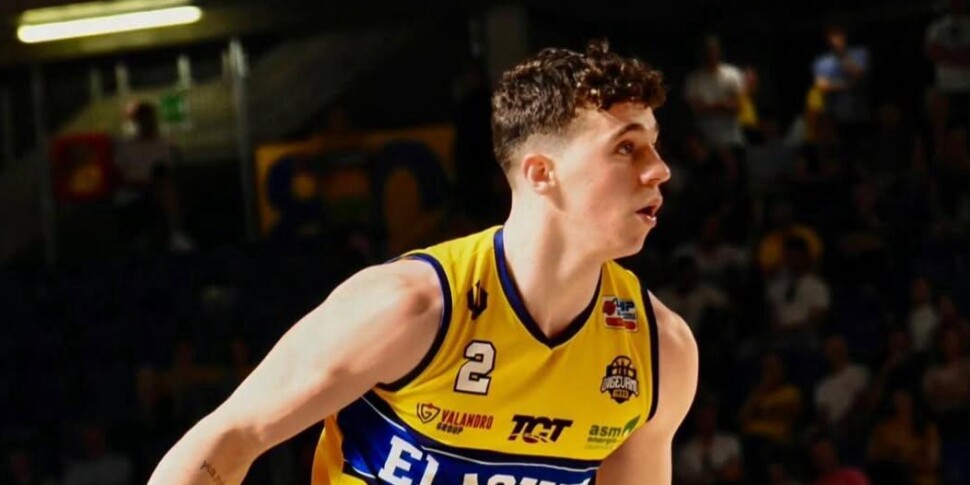 Gravissimo incidente per il cestista Matteo Bettanti: con la Ferrari si è schiantato contro un muro