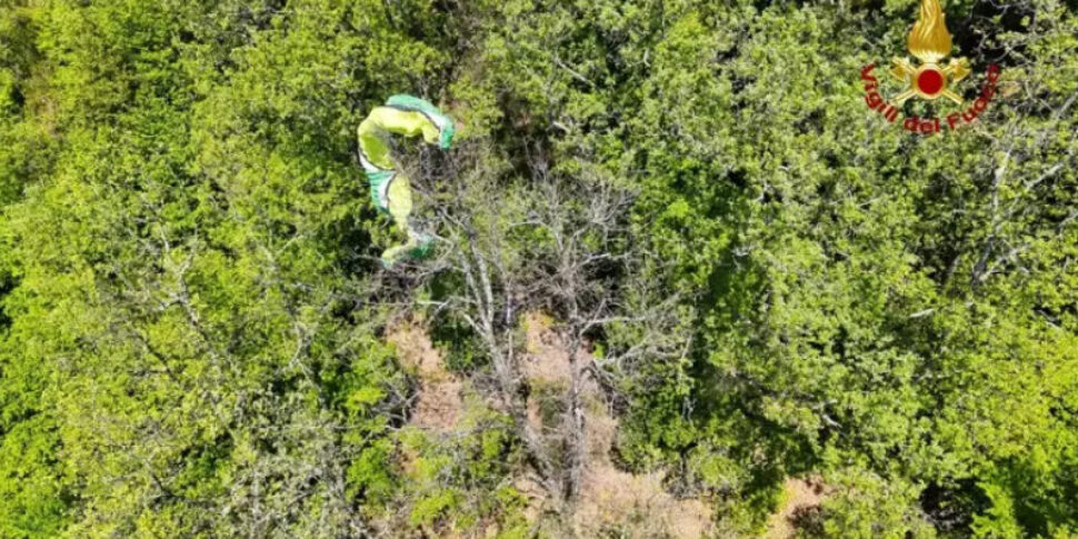 paura per 15 turisti polacchi precipitati durante un volo in parapendio tra il mare e gli scogli di realmonte da Feedpress.me paura per 15 turisti polacchi precipitati durante un volo in parapendio tra il mare e gli scogli di realmonte