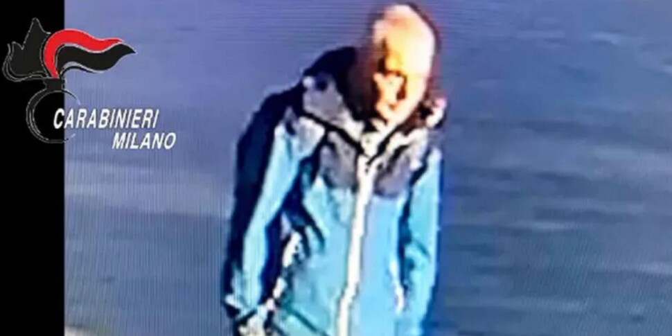 Vincenzo Lanni: "Volevo accoltellare un dipendente Unicredit, lavoravo lì e mi hanno buttato fuori" Vincenzo Lanni: "Volevo accoltellare un dipendente Unicredit, lavoravo lì e mi hanno buttato fuori"