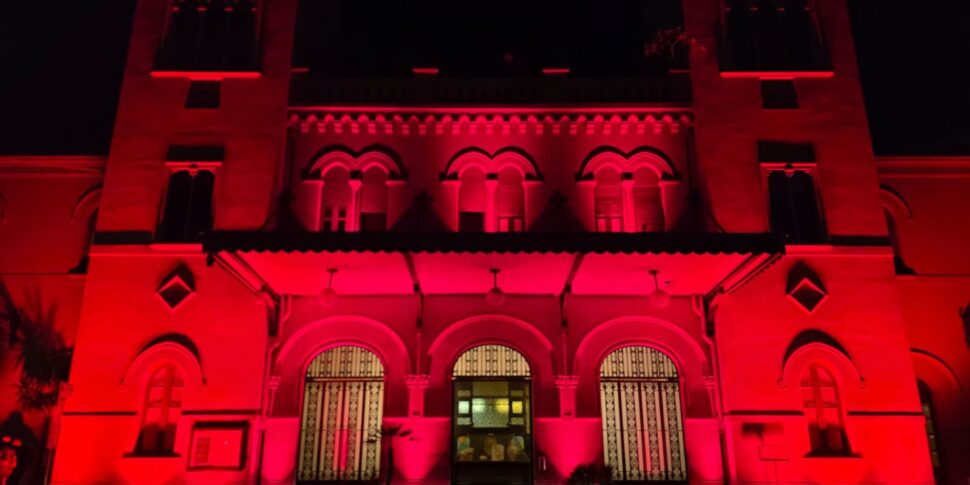 Stazioni "rosse" e una guida per riconoscerla: l