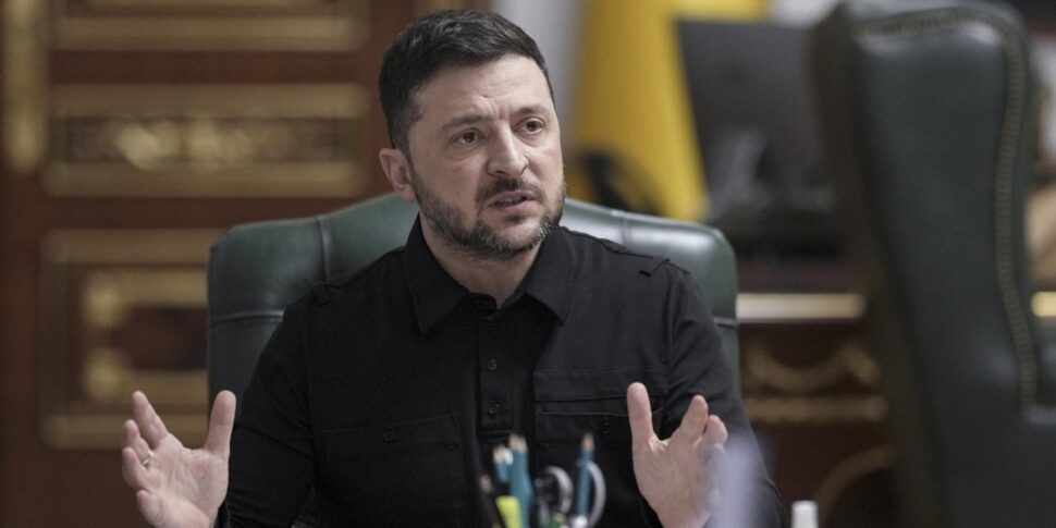 https://assets.gazzettadelsud.it/2025/11/Zelensky-970x485.jpg