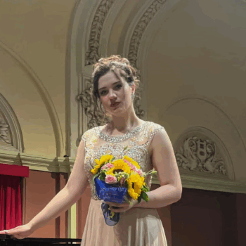 Alessandra, dall'Ucraina a Messina in fuga dalla guerra inseguendo il sogno nella musica