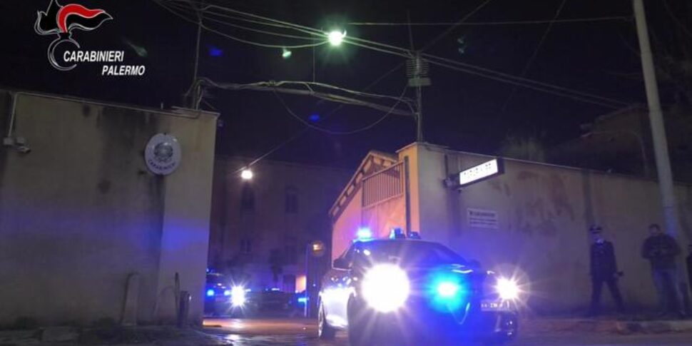 sparatoria a ballar242 tre arresti dopo la faida tra famiglie nel cuore di palermo