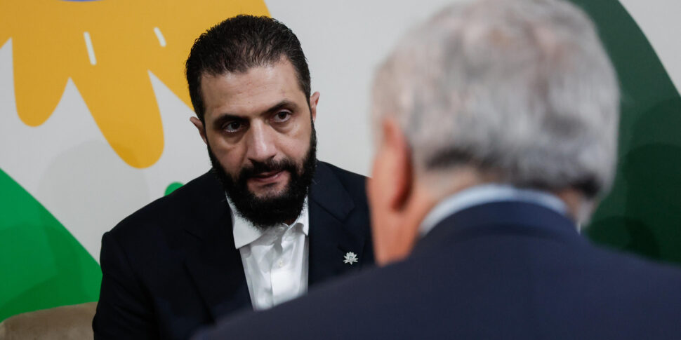 Un ex qaedista alla corte di Trump per diventare un alleato Usa Un ex qaedista alla corte di Trump per diventare un alleato Usa