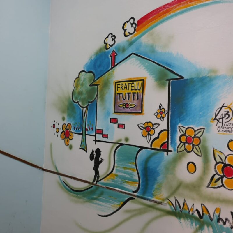 Messina, precipita da una tettoia nella casa di accoglienza "Fratelli Tutti": 32enne in gravi condizioni dopo un volo di 4 metri e mezzo