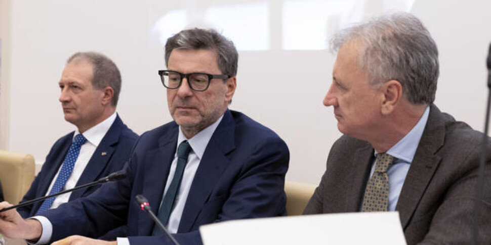 manovra il taglio dell irpef per bankitalia e istat favorisce i ricchi giorgetti tutela i redditi medi con un beneficio medio di 218 euro all anno da Feedpress.me manovra il taglio dell irpef per bankitalia e istat favorisce i ricchi giorgetti tutela i redditi medi con un beneficio medio di 218 euro all anno