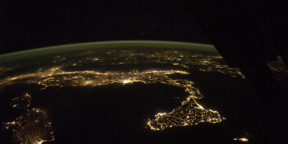 Qualità della vita 2025: Milano prima, Caltanissetta ultima. Tutti i dati su Sicilia e Calabria Qualità della vita 2025: Milano prima, Caltanissetta ultima. Tutti i dati su Sicilia e Calabria