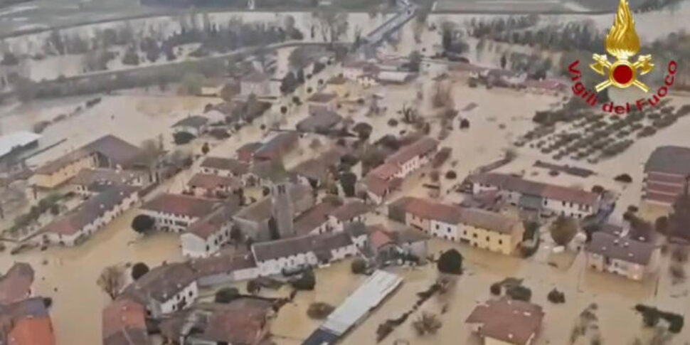 Una frana travolge una casa nel Goriziano: salva una persona, due i dispersi Una frana travolge una casa nel Goriziano: salva una persona, due i dispersi