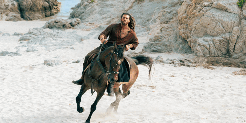 «Il mio Sandokan che dubita e soffre». Da stasera su Rai1 la serie con Can Yaman e Alessandro Preziosi