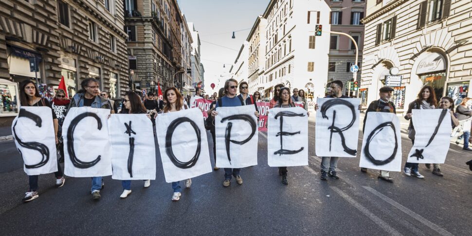 "Per una scuola centrale e un'università accessibile": domani studenti messinesi in piazza coi colleghi di tutta Italia