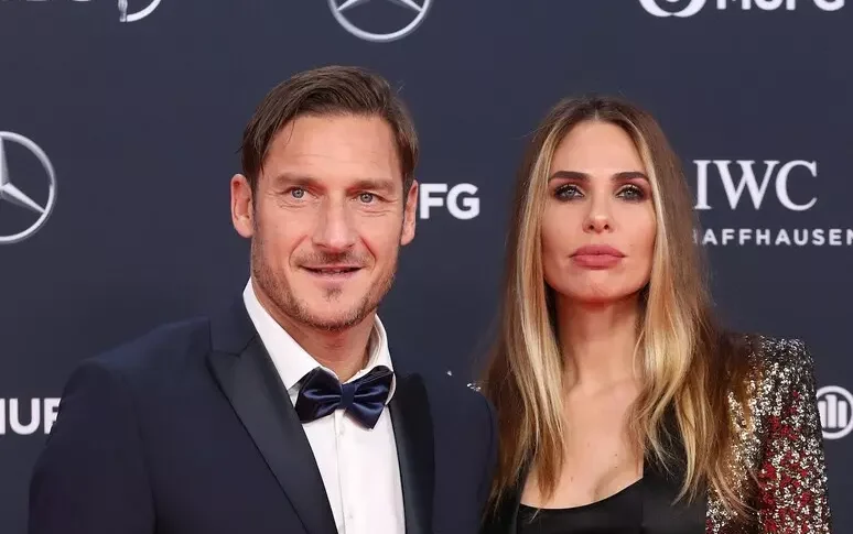 Totti Blasi, divorzio a marzo. Lui cambia casa Totti Blasi, divorzio a marzo. Lui cambia casa