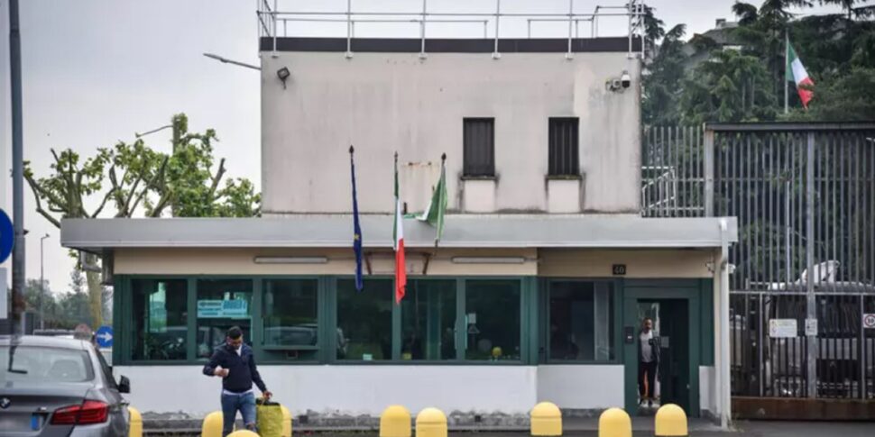 https://assets.gazzettadelsud.it/2025/12/Alleanza-tra-Cosa-nostra-ndrangheta-e-camorra-in-Lombardia-spunta-un-altro-pentito-nel-maxi-processo-a-Milano-970x485.jpg