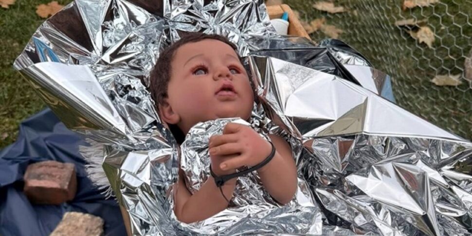 ges249 ammanettato nei presepi americani la protesta delle chiese contro le politiche di trump sull8217immigrazione da Feedpress.me ges249 ammanettato nei presepi americani la protesta delle chiese contro le politiche di trump sull8217immigrazione